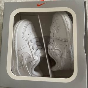 Nike Air Force 1s Great Condition!! New In Box Never Worn!